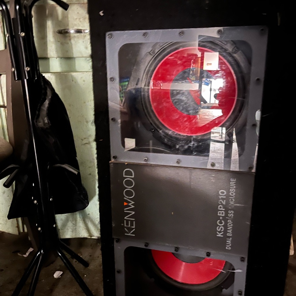 Kenwood  KSC BP210. With 600 Watts amplifier 160$
